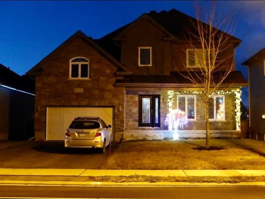 Beautiful Single House In Rockland,On Apartment Exterior photo